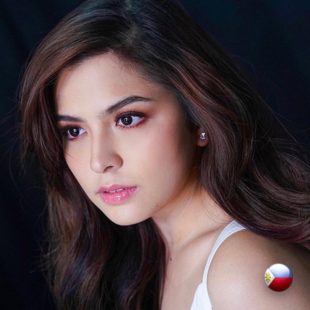 Alexa Ilacad